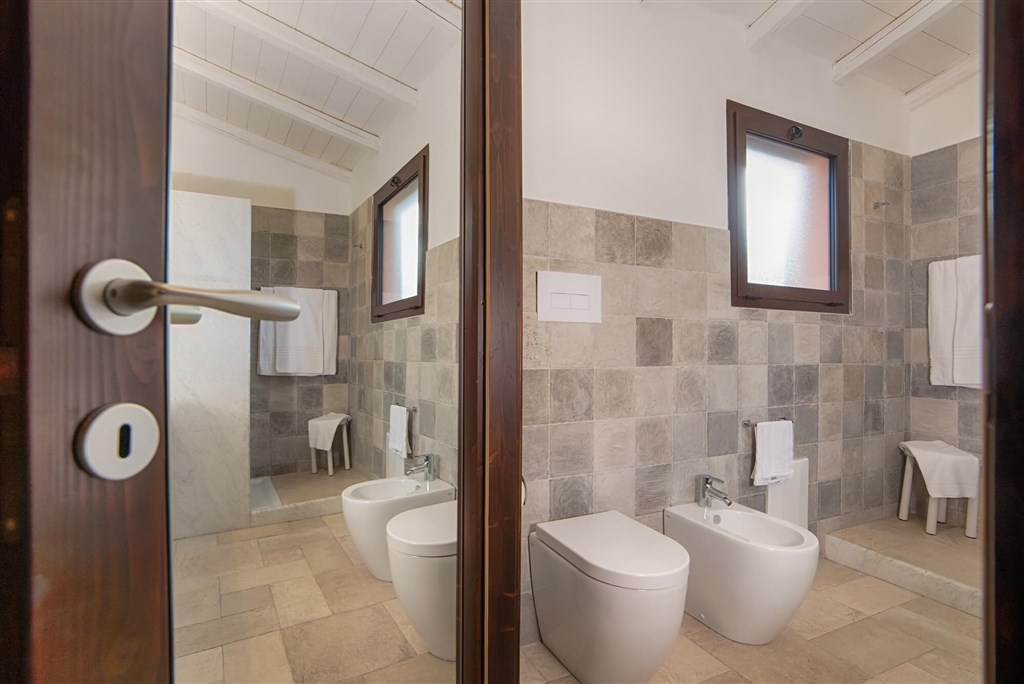 Koupelna pokoje CLASSIC, Marina di Cardedu, Sardinie