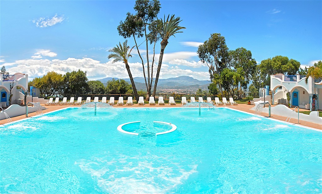 Wellness centrum Bellavista masážní bazén, Arbatax, Sardinie