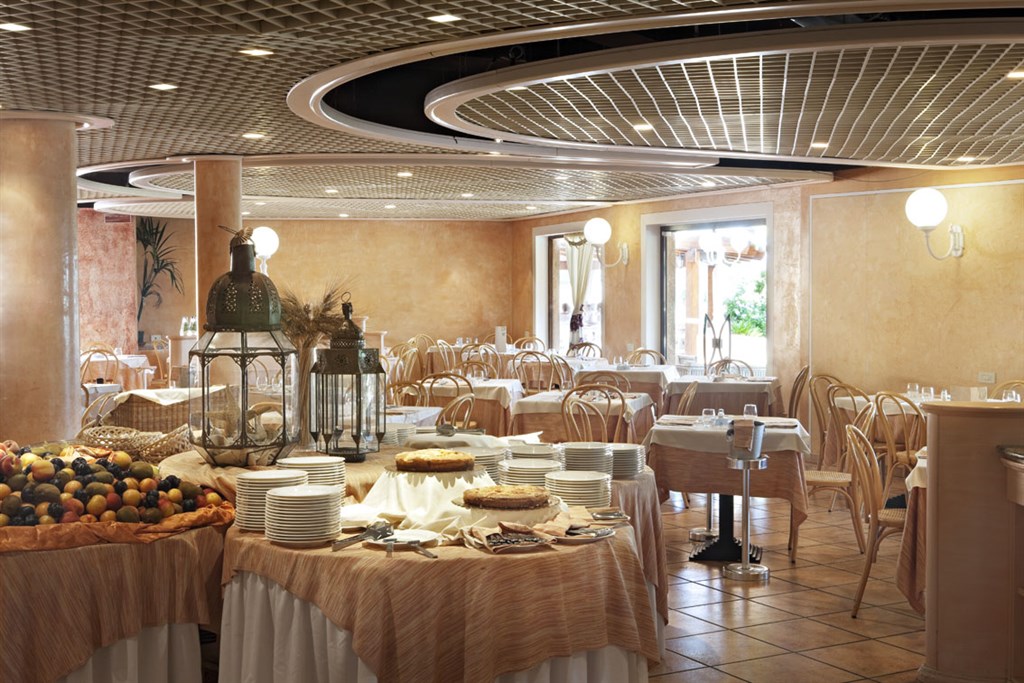 Restaurace, Castiadas, Sardinie
