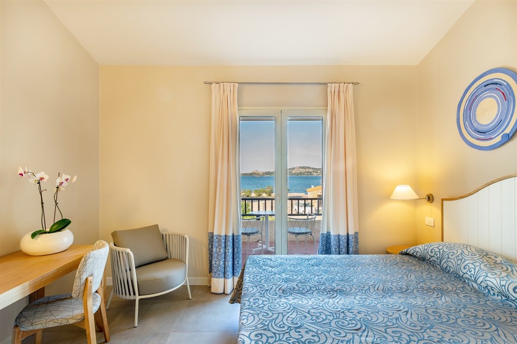 SUITE SEA SIDE ložnice, Cannigione, Sardinie