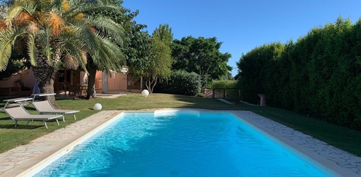 Vila Eleonora - Bazén, Pula, Sardinie