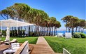 La Coluccia Hotel & Beach Club - Pohled na park a pláž, Santa Teresa Gallura, Sardinie