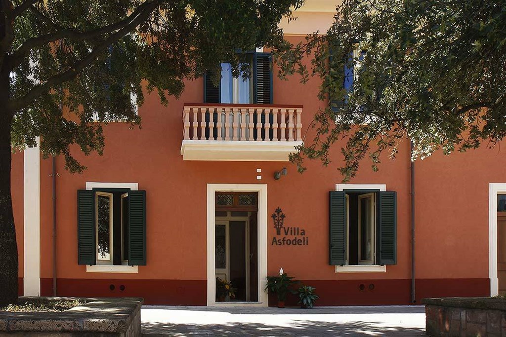 Hotel Villa Asfodeli - Pohled na hotel, Tresnuraghes, Sardinie