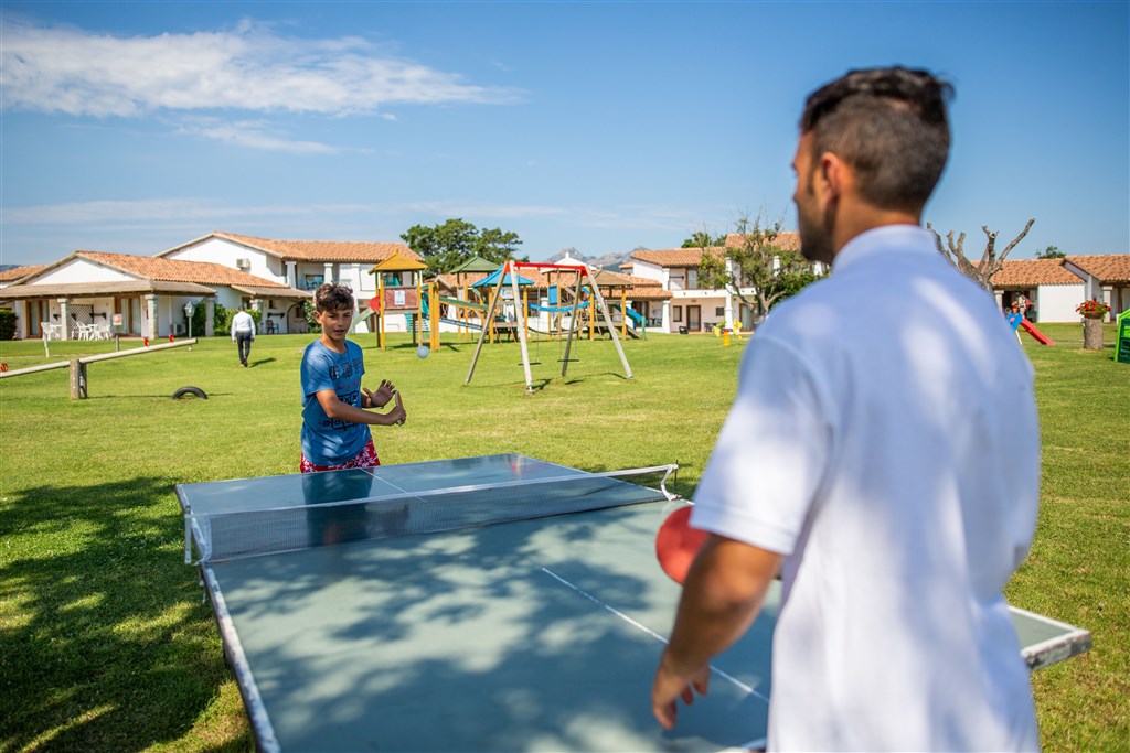 Stolní tenis, San Teodoro, Sardinie, Itálie