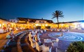 TH San Teodoro - Liscia Eldi - Večerní atmosféra, San Teodoro, Sardinie, Itálie
