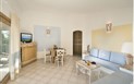 Vily Torreruja - Vila LISANDRI - obývací pokoj, Isola Rossa, Sardinie, Itálie