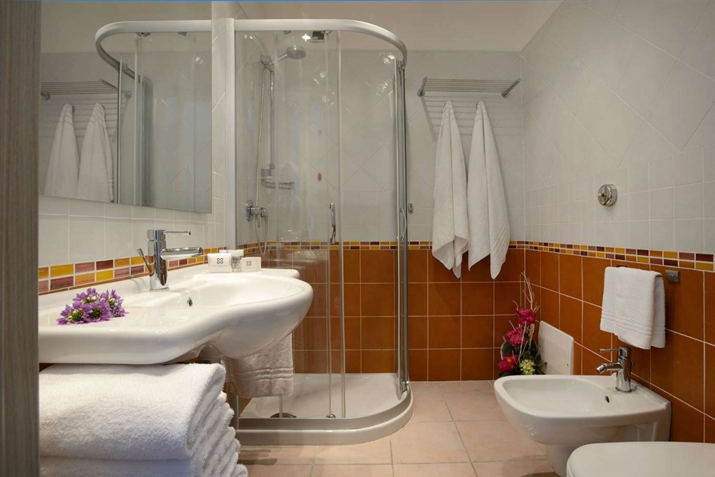 Koupelna, Porto Conte, Sardinie