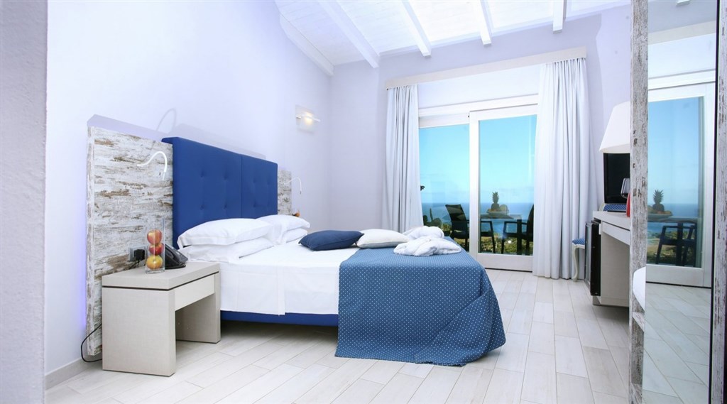 Pokoj JUNIOR SUITE, Castelsardo, Sardinie