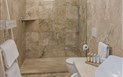 Falkensteiner Resort Capo Boi - Interiér pokojů, koupelna, Villasimius, Sardinie