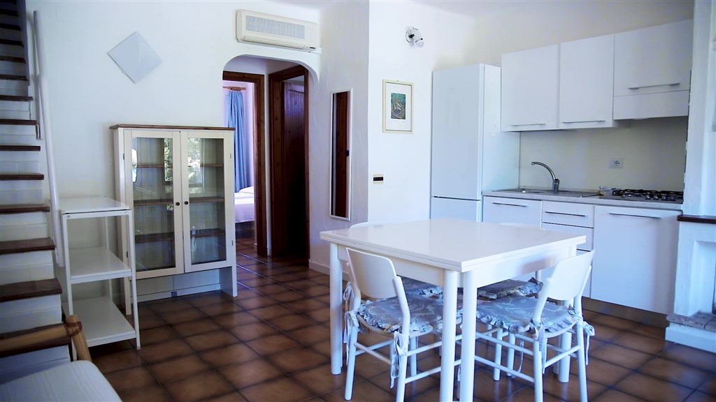 Apartmán TRILO, kuchyň, Castiadas, Sardinie