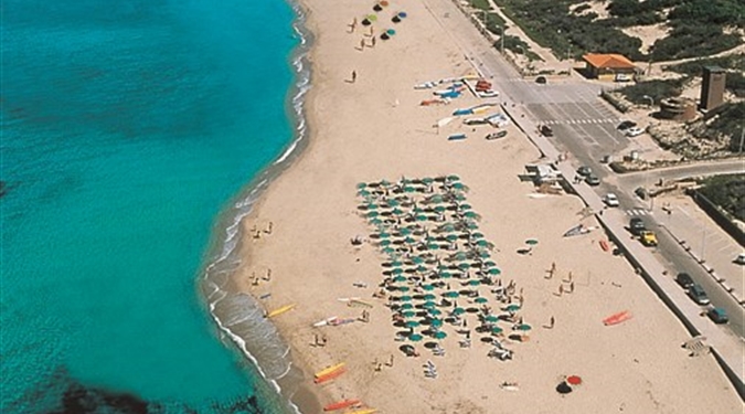 Pláž v Badesi (fonte: Delphina)