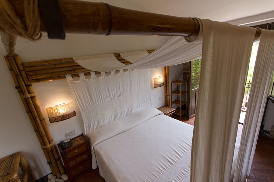 Nascar - Pokoj Goloritze JUNIOR SUITE, Santa Maria Navarrese, Sardinie