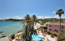 Pohled na hotel, Arbatax, Sardinie