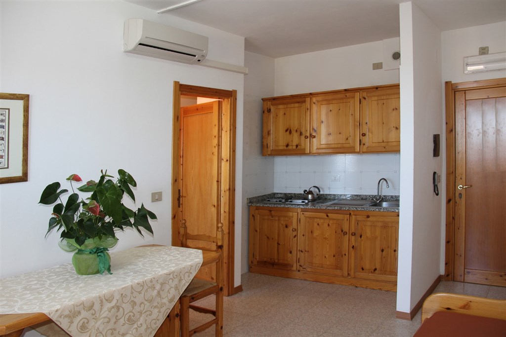 Residence Gardenia - Kuchyňský kout, Alghero, Sardinie