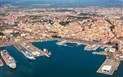 Oblast CAGLIARI - Pohled na přístav v Cagliari