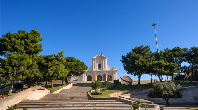 Oblast CAGLIARI - Kostel Bonaria v Cagliari
