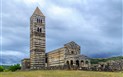 Sardinie sever - Kostel Santissima Trinita di Saccargia v Codrongianos