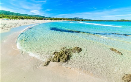 Santa Teresa Gallura / Capo Testa - Pláž Rena Bianca