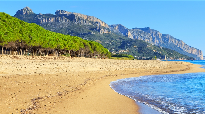 Sardinie východ - Pláž Isula Manna u Arbataxu