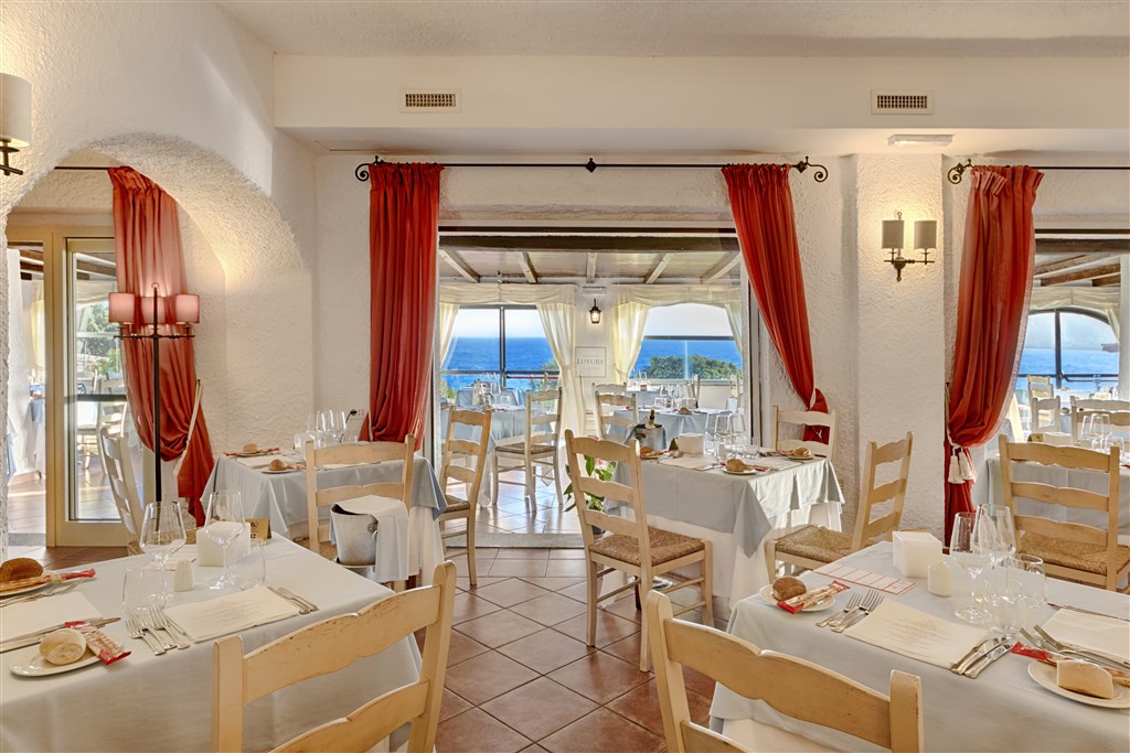 Restaurace Colonna, Capo Testa - Santa Teresa, Sardinie