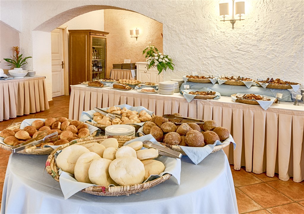 Restaurace Colonna, snídaně, Capo Testa - Santa Teresa, Sardinie