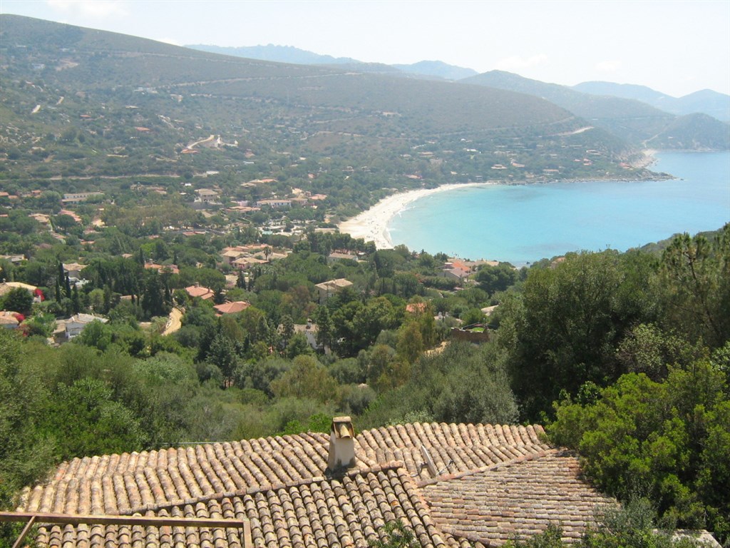 Pláž (zdroj:sardegnaturismo.it)