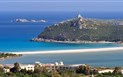 Pullman Almar Timi Ama Resort & Spa - Hotel z ptačí perspektivy, Villasimius, Sardinie