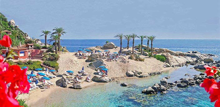 Arbatax Park Resort - Dune - Pohled na pláž u hotelu Le Dune, Arbatax, Sardinie