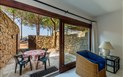 Residence Pineta Uno - Patio u apartmánu, Baja Sardinia, Sardinie