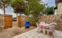 Residence Pineta Uno - Veranda u apartmánu, Baja Sardinia, Sardinie