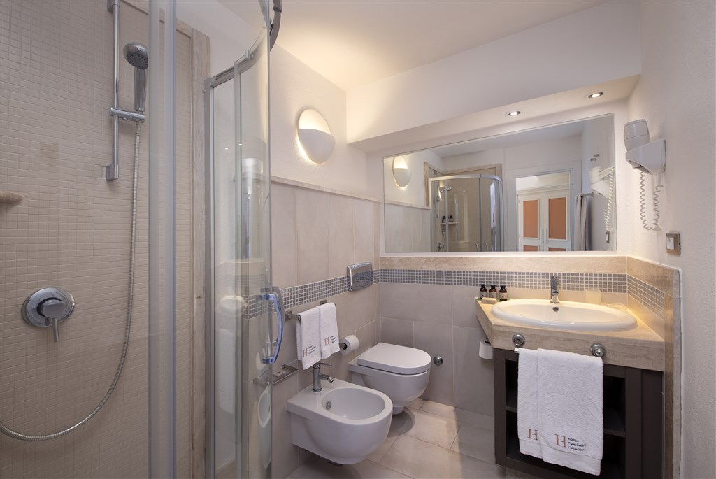 Chia Laguna Nature Resort - The Village - CLASSIC koupelna, Chia, Sardinie