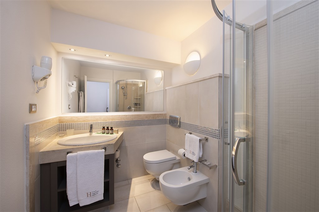 Chia Laguna Nature Resort - The Village - CLASSIC koupelna, Chia, Sardinie