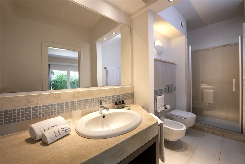 Chia Laguna Nature Resort - The Village - POOL koupelna, Chia, Sardinie