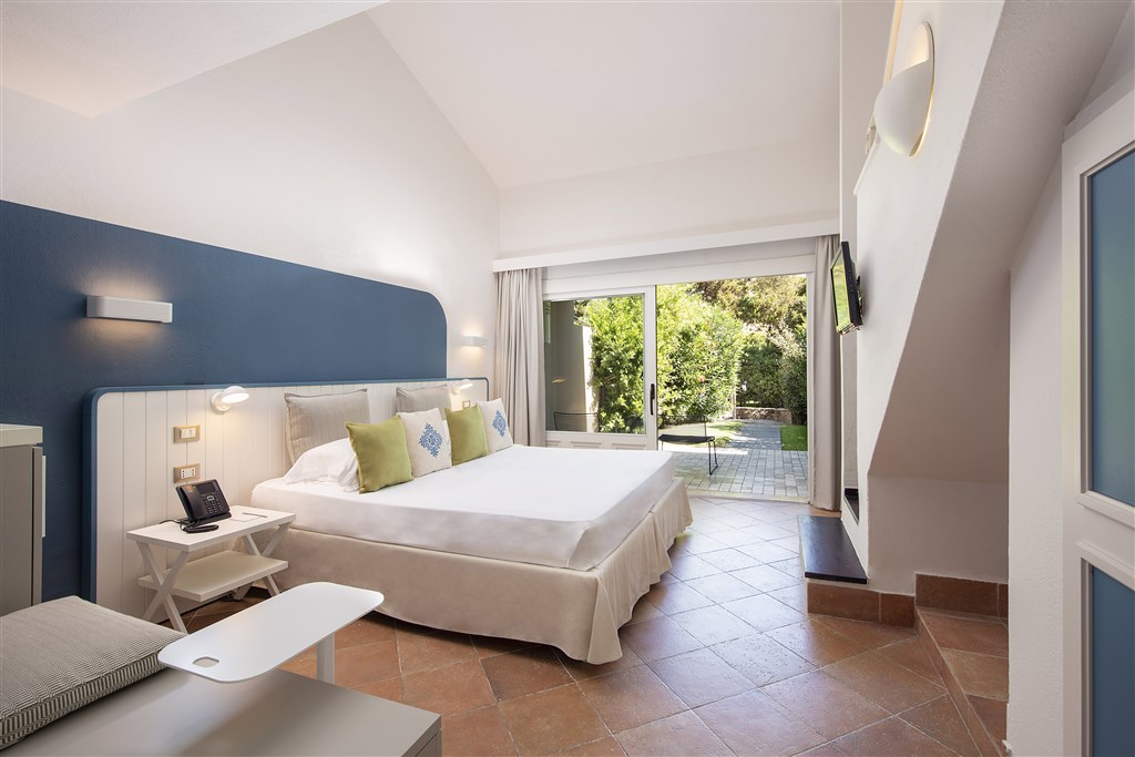 Chia Laguna Nature Resort - The Village - POOL FAMILY, Chia, Sardinie