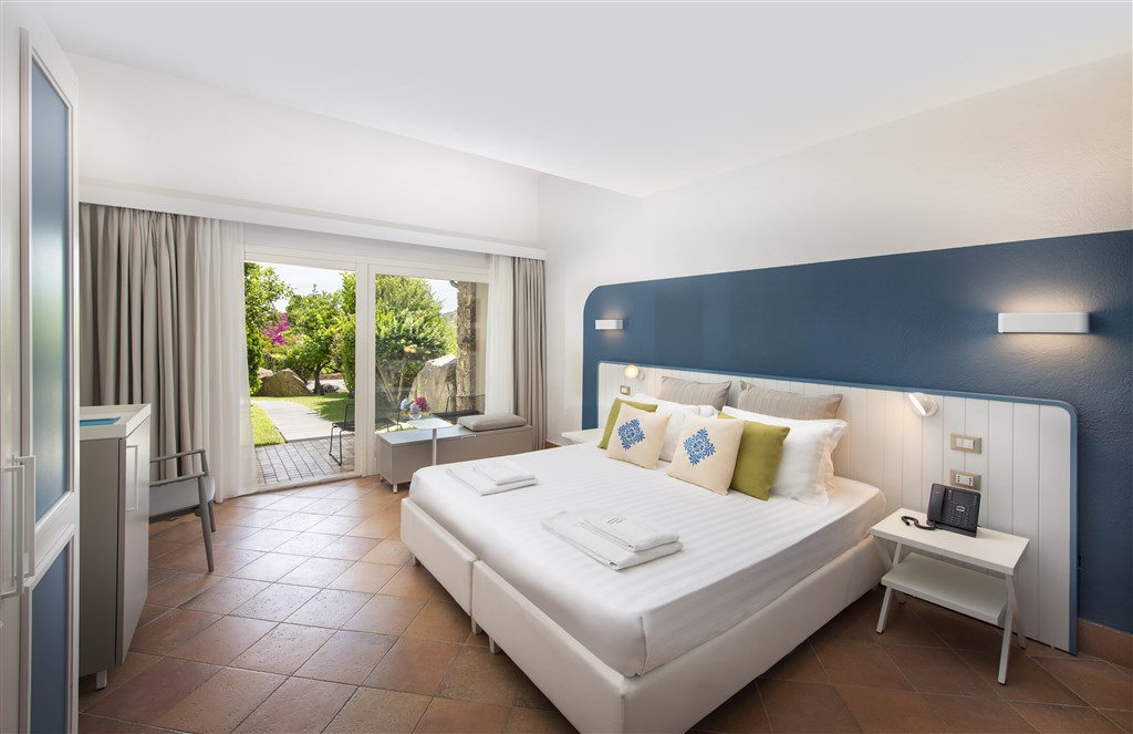 Chia Laguna Nature Resort - The Village - SUPERIOR dvoulůžkový, Chia, Sardinie