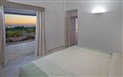 Vily Torreruja - Vila CANNEDI ložnice s manželským lůžkem, Isola Rossa, Sardinie