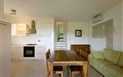 Residence Ea Bianca - Obývací pokoj s kuchyňským koutem Bilo, Baja Sardinia, Sardinie