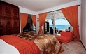 Arbatax Park Resort - Suites del Mare - Suite NURAGHE interiér, Arbatax, Sardinie