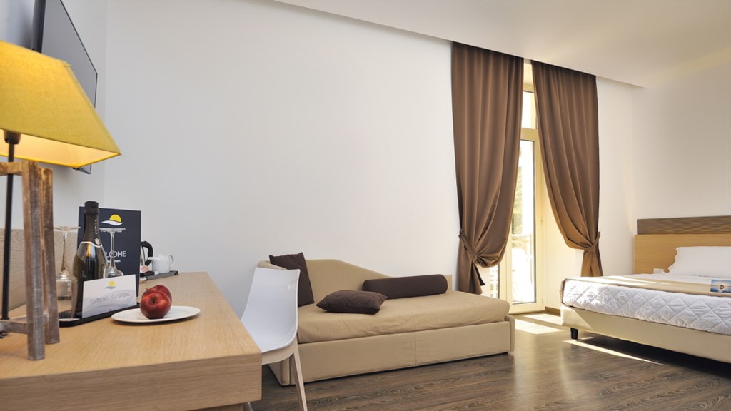 Hotel Torre Salinas - Adults Only (16+) - Pokoj STANDARD s franc.oknem s výhledem na moře, Muravera, Sardinie