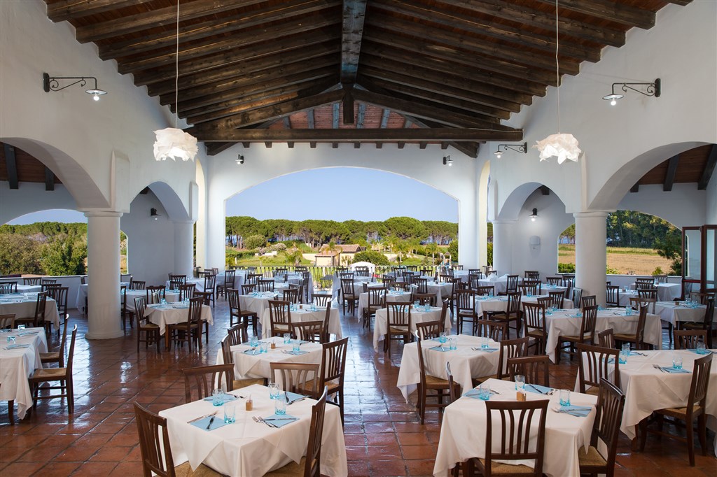 Restaurace, Cardedu, Sardinie