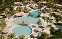 7Pines Resort Sardinia - Hlavní bazén, Baja Sardinia, Sardinie
