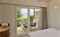 Baia di Chia Resort Sardinia, Curio Collection by Hilton - Pokoj KING DELUXE, Chia, Sardinie