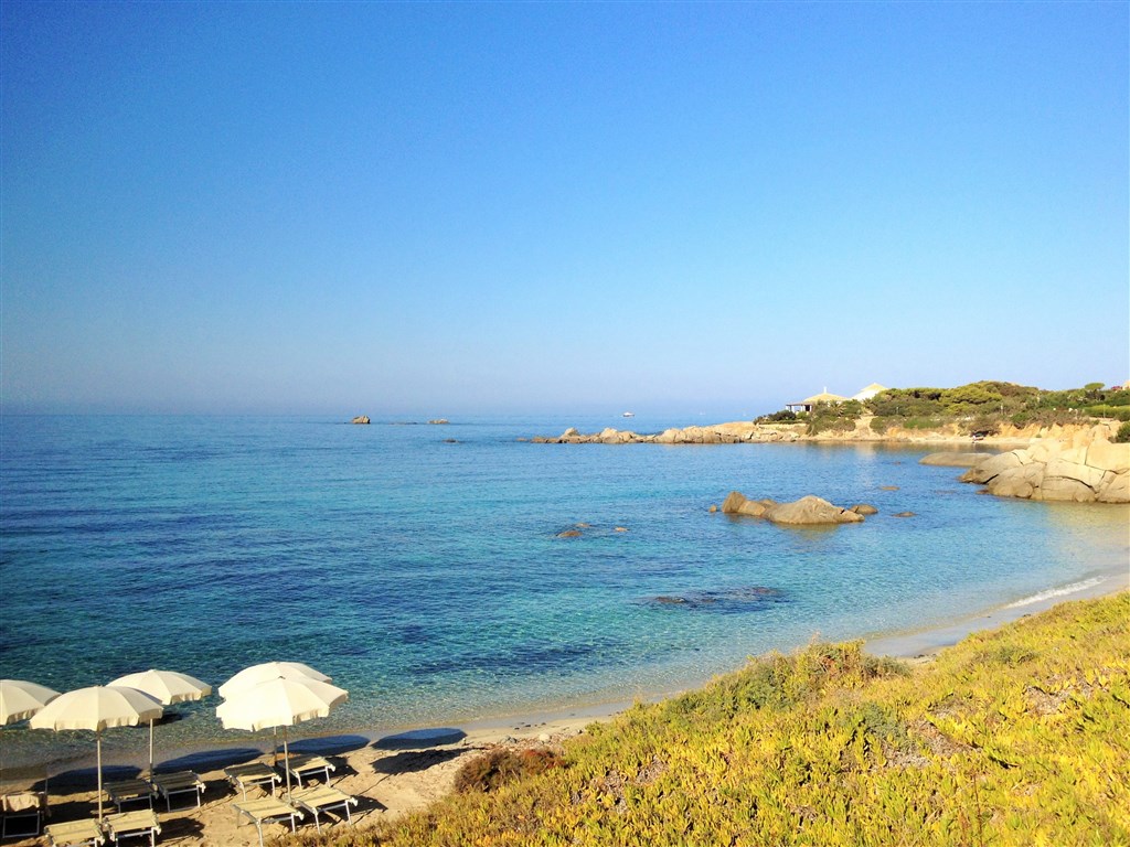 Zátoka Cala Caterina, Villasimius, Sardinie