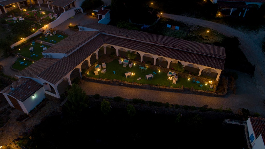 Agriturismo S`Ozzastru - Večerní agriturismo, Dorgali, Sardinie