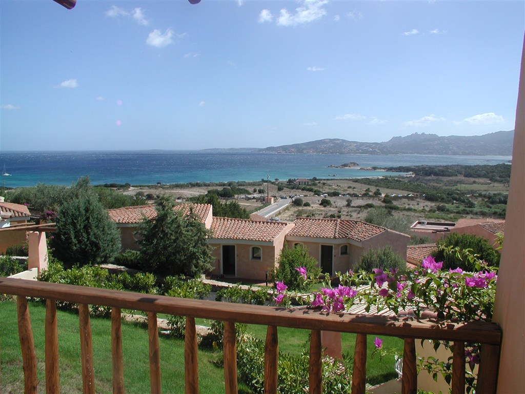 Stelle Marine Hotel & Resort - Výhled z hotelu, Cannigione, Sardinie