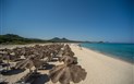 Cala Sinzias Resort - Hotelová pláž, Castiadas, Sardinie