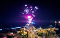 Silvestr 2023 u pláže Poetto v hlavním městě Cagliari - 