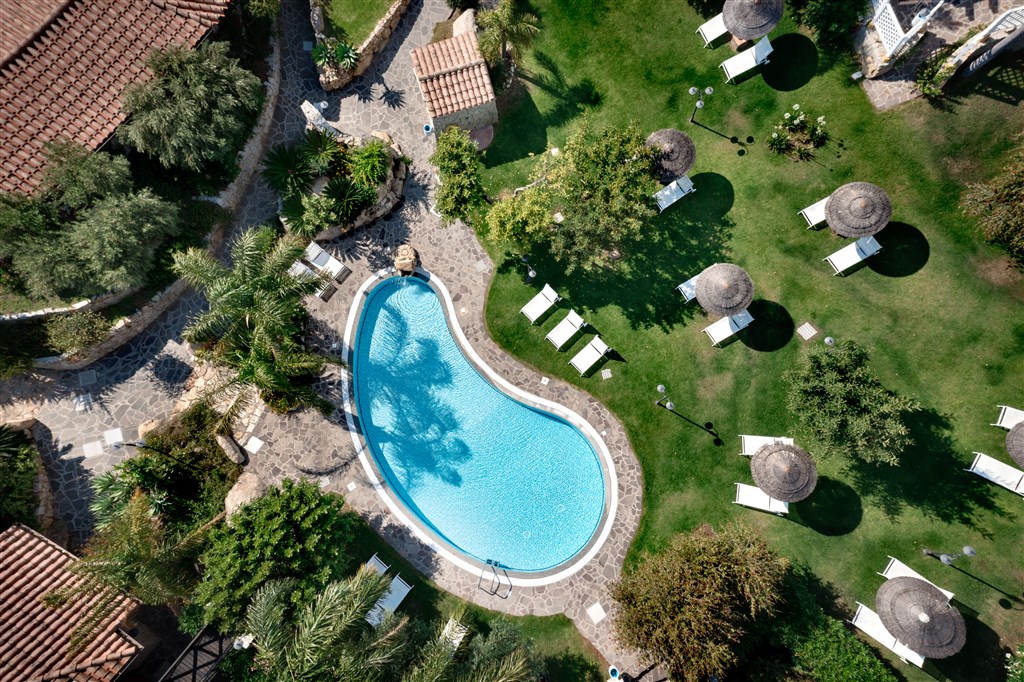 Bazén Oasis, Villasimius, Sardinie