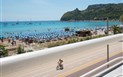 Hotel Nautilus - Výhled za balkónu na pláž Poetto, Cagliari, Sardinie