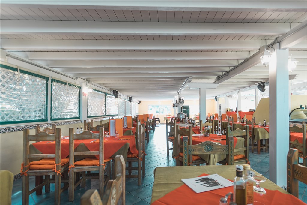 Fiore di Maggio - Restaurace, Villasimius, Sardinie